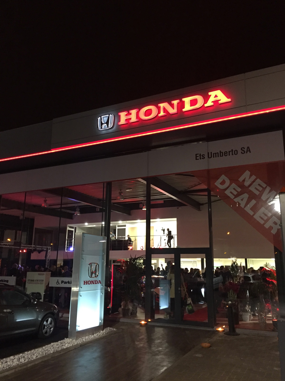 Tom Le Magicien - Honda
