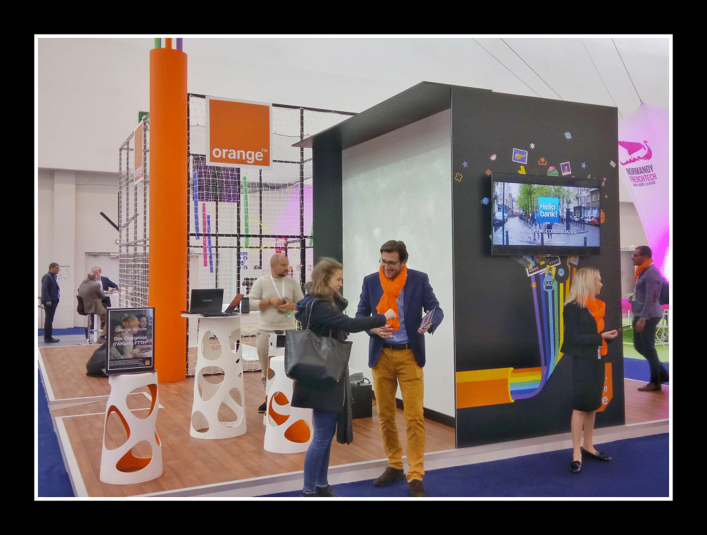 Salon pour Orange à Caen